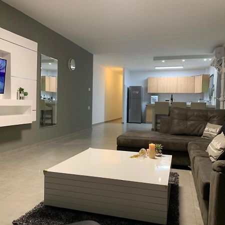 Spat Apartments Bat Yam Bagian luar foto
