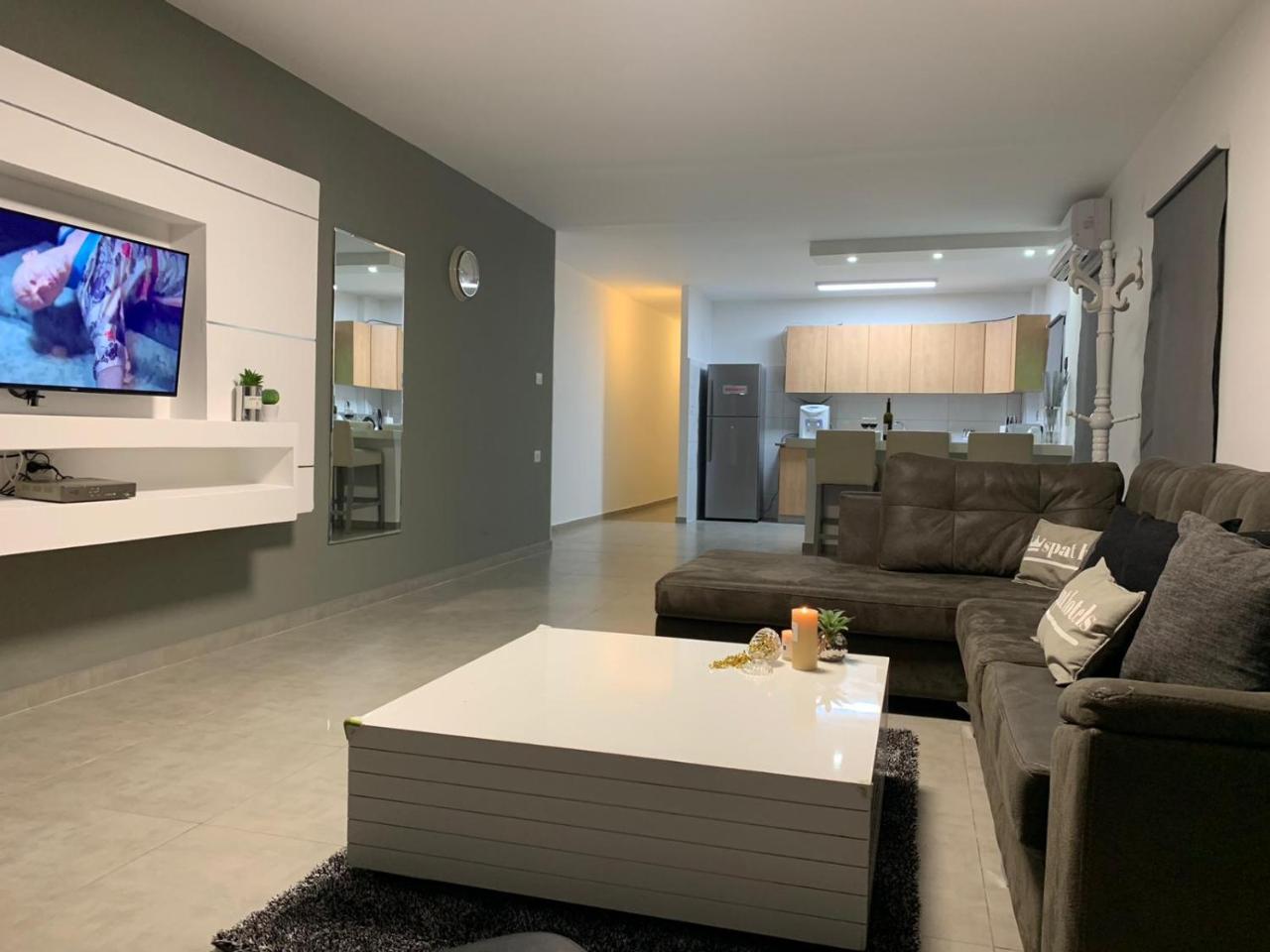 Spat Apartments Bat Yam Bagian luar foto