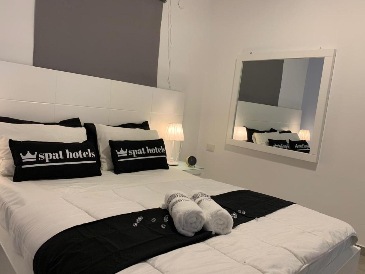Spat Apartments Bat Yam Bagian luar foto